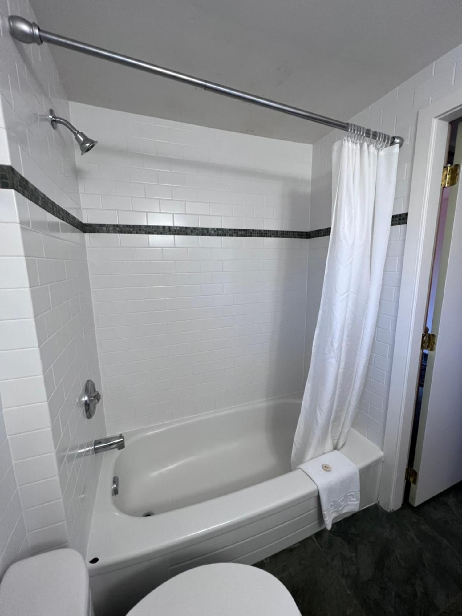 Shorewater Resort Qualicum Beach Zewnętrze zdjęcie